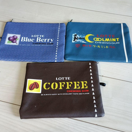 Lotte Gum pouch.